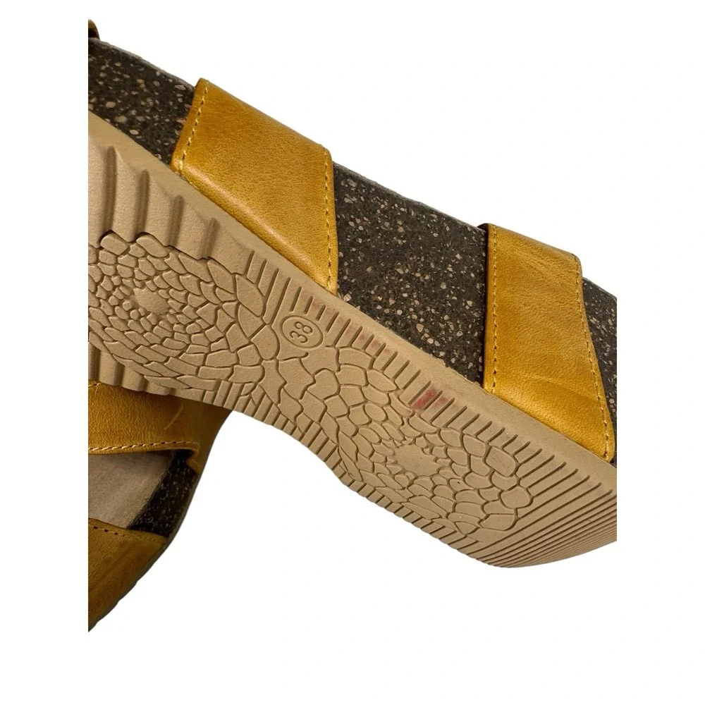Dansko Savannah Wedge Sandals  Women Size 38 No Box